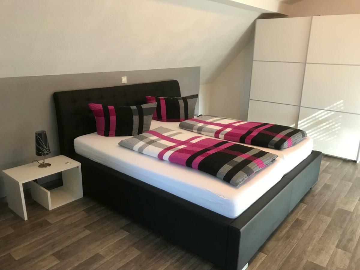Winzer Lounge Gastezimmer Dernau Bagian luar foto