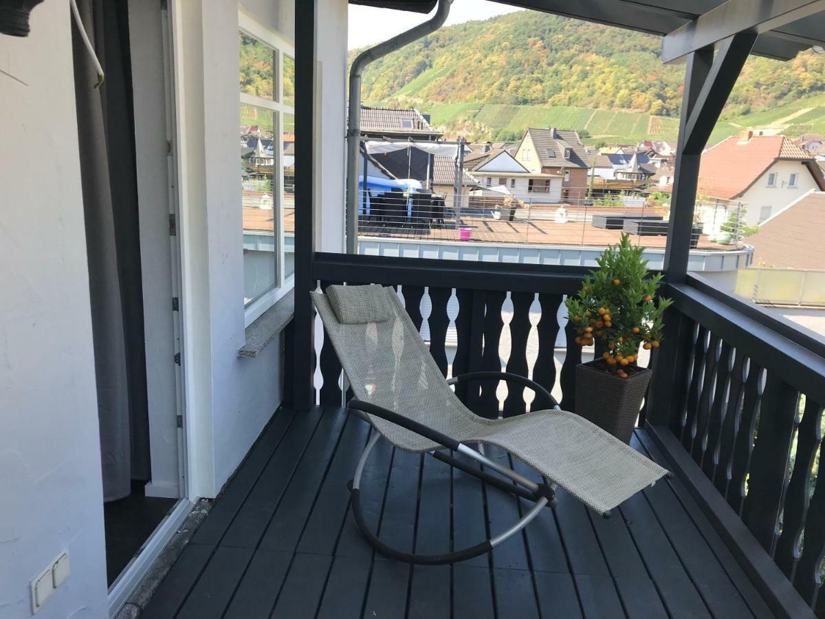 Winzer Lounge Gastezimmer Dernau Bagian luar foto